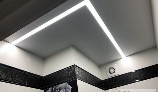 потолок в санузел