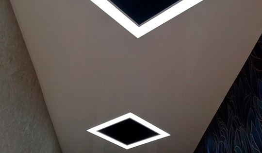 потолок в прихожую