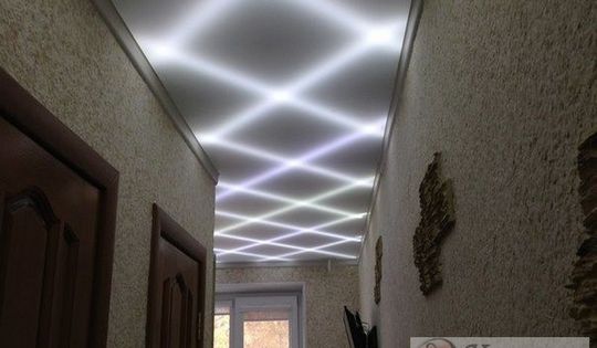 потолок в прихожую