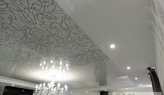 потолок на кухню