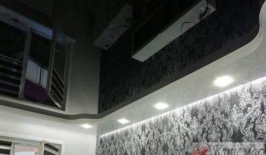 парящий потолок